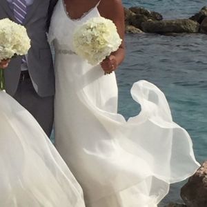Wedding Dress: Anais Anette, ­Florence